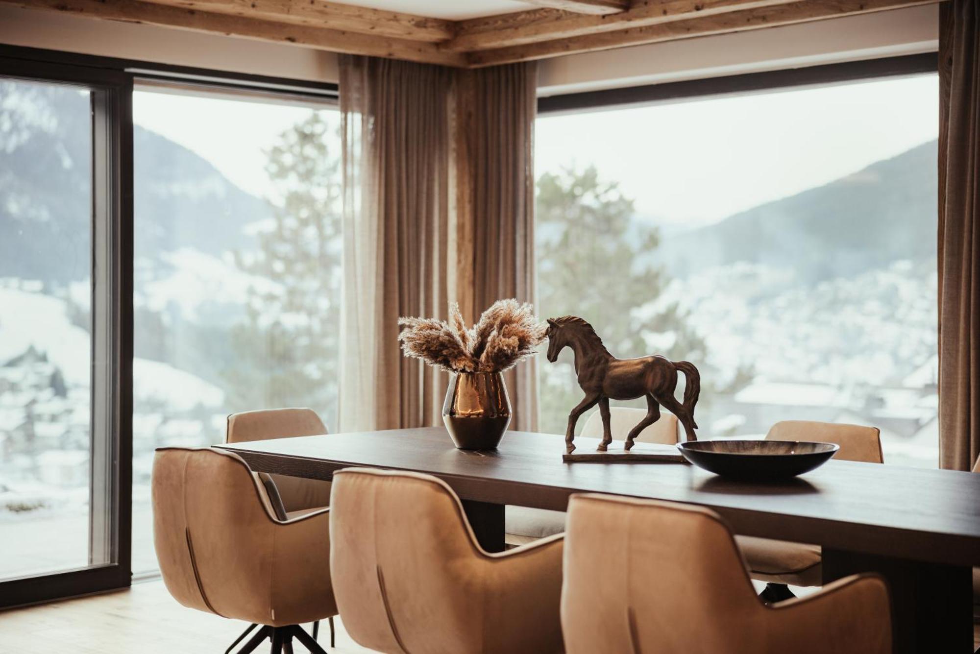 אורטיסיי Luxury Chalet P מראה חיצוני תמונה