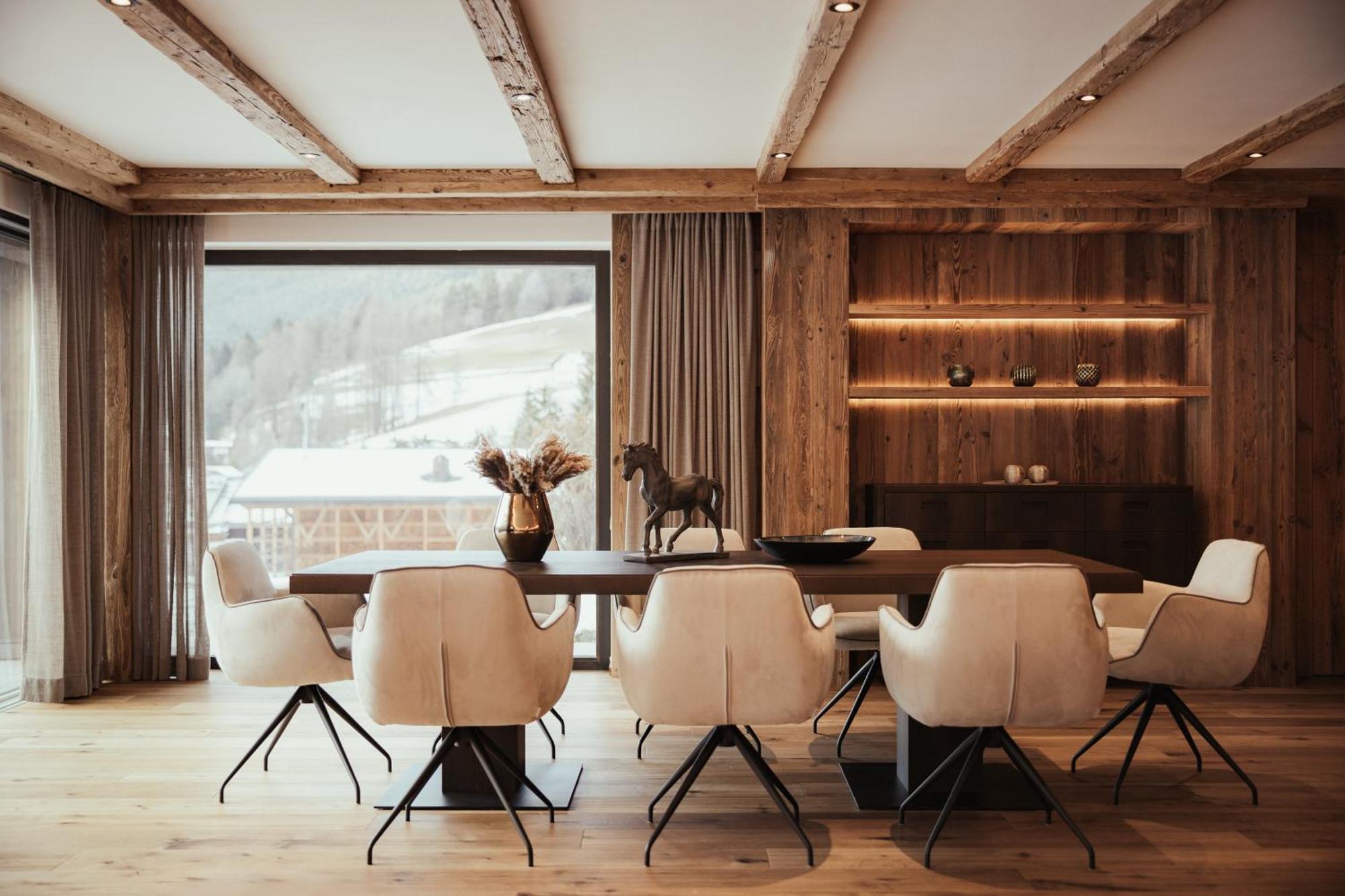 אורטיסיי Luxury Chalet P מראה חיצוני תמונה