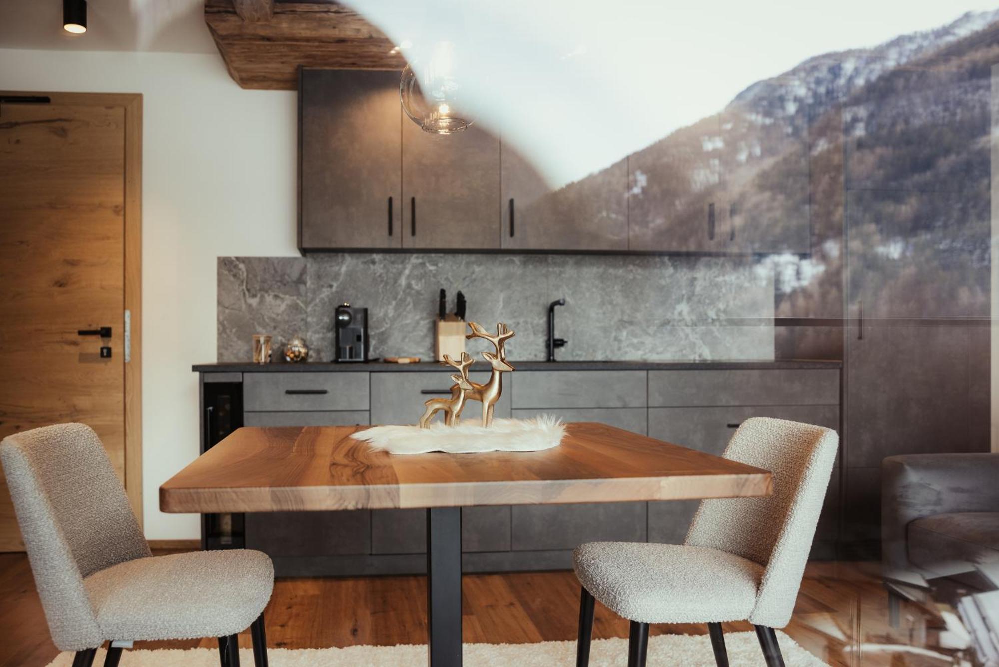 אורטיסיי Luxury Chalet P מראה חיצוני תמונה
