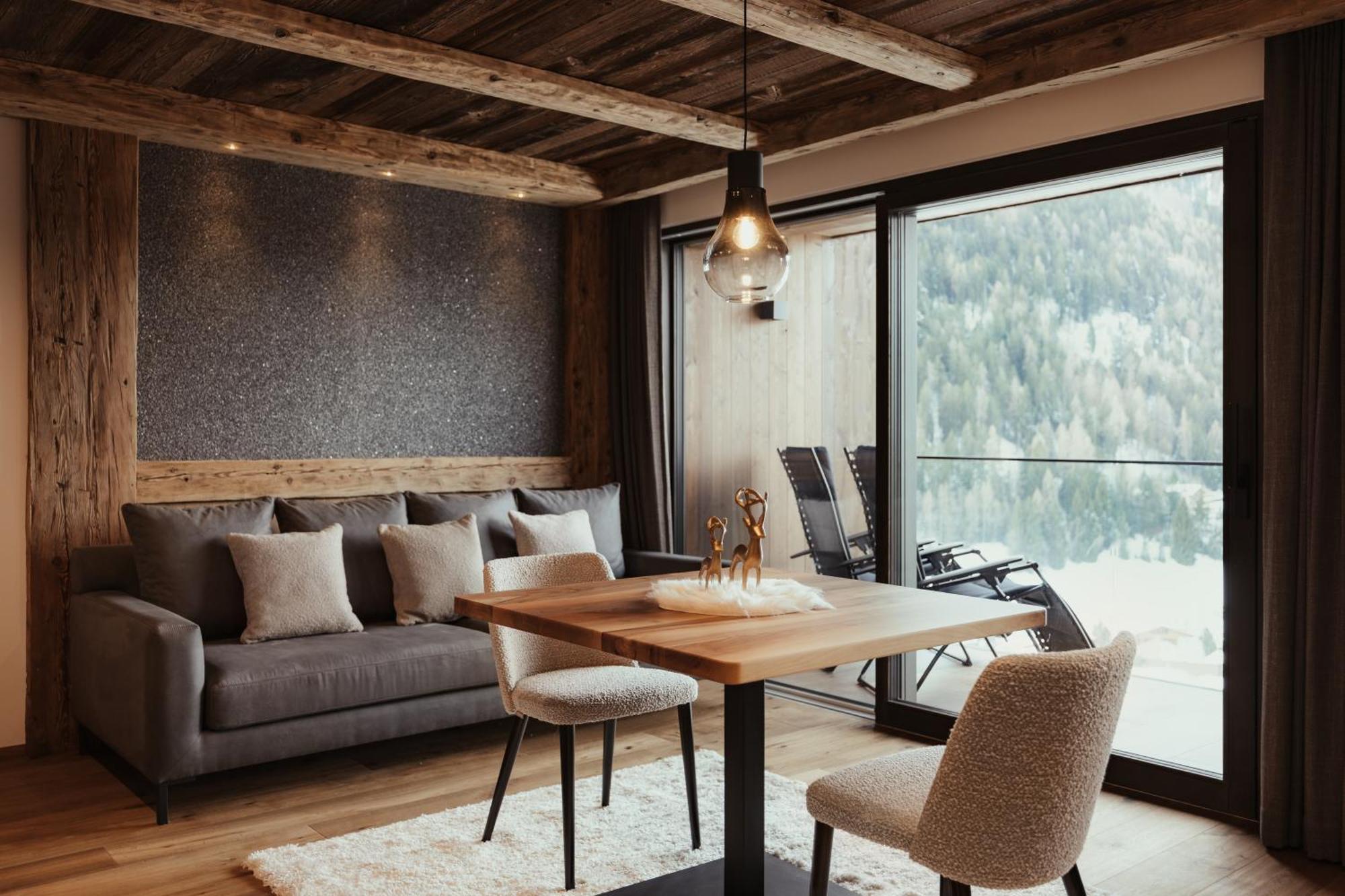 אורטיסיי Luxury Chalet P מראה חיצוני תמונה