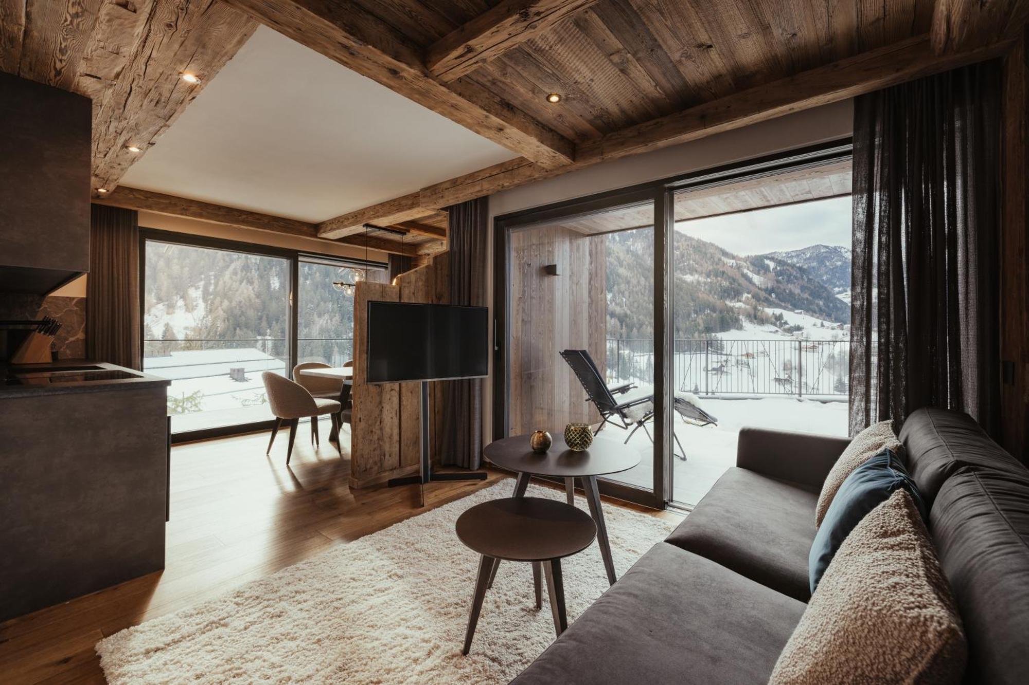 אורטיסיי Luxury Chalet P מראה חיצוני תמונה